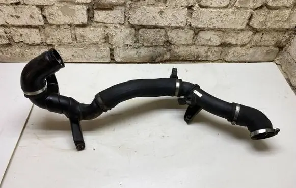 Audi Q3 8U Intercooler hose/pipe 5N0145762CE 5N0145834L 5N0145770G