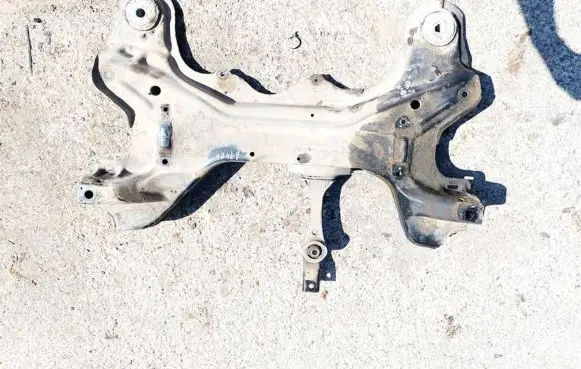 Volkswagen Golf IV Front subframe