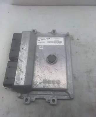 Citroen C4 III e-C4 Engine control unit/module 9843252980