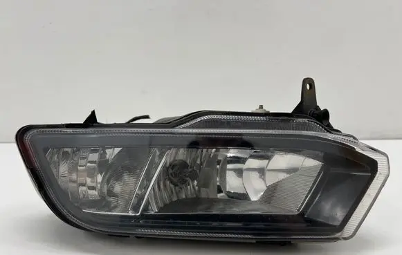 Volkswagen Polo V 6R Front fog light 