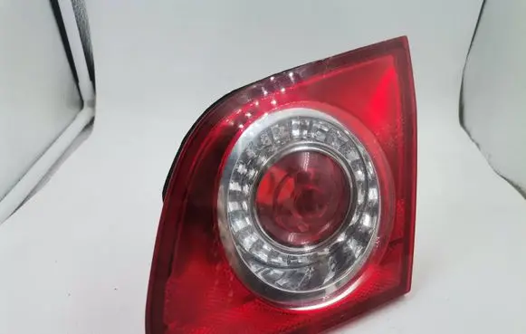 Volkswagen PASSAT B6 Tailgate rear/tail lights 3c5945094f