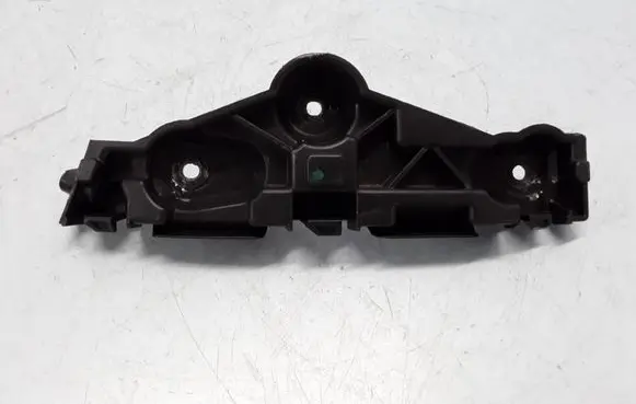 Dacia Sandero Front bumper mounting bracket