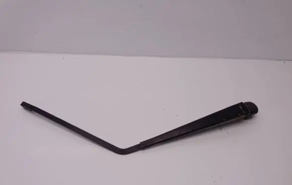 Mitsubishi Pajero Rear wiper blade arm 