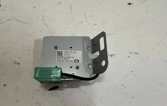 Mazda 2 Other control units/modules DA6C66DY0