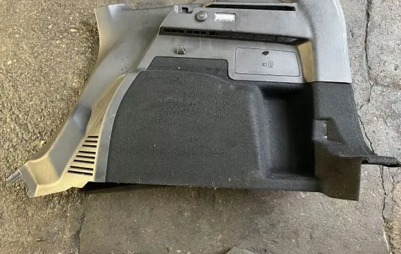 Ford Kuga II Tailgate/boot cover trim set braknumeruczci