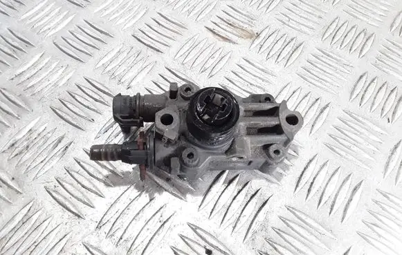 Mercedes-Benz C W203 Fuel injection high pressure pump A6110900350