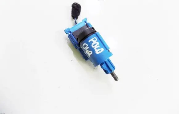 Volkswagen Polo IV 9N3 Clutch pedal sensor 