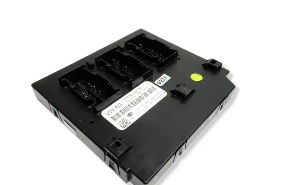 Audi A3 S3 8P Comfort/convenience module 8P0907063M 5DK00965028