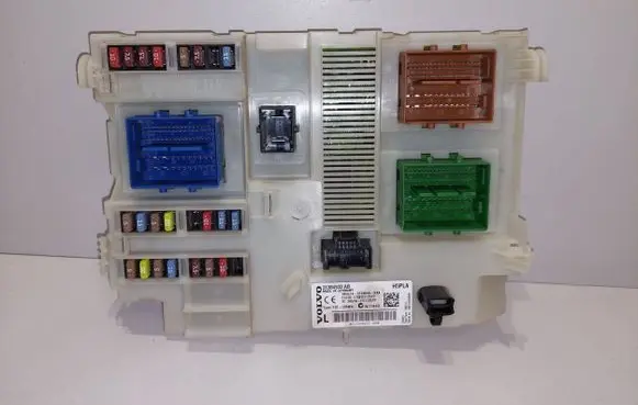 Volvo V60 Fuse box set 31384933AB 3659AF01125TP 98AL43720040XXA