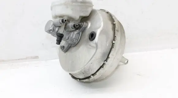 Jaguar XE Brake booster GX732B195BE