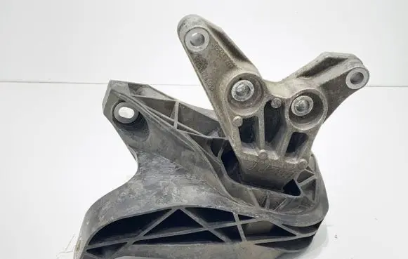 Citroen C4 II Picasso Engine mount vacuum valve 008956