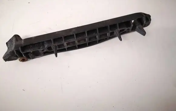 Opel Corsa E Front bumper mounting bracket 39014303