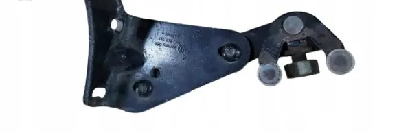 Volkswagen Transporter - Caravelle T5 Sliding door lower roller guide/hinge 7H0843397
