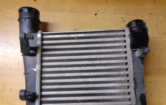 Audi A4 S4 B6 8E 8H Intercooler radiator 8E0145805S
