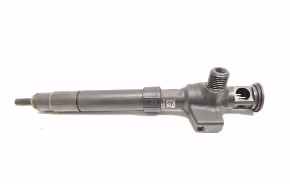 Ford Mondeo MK V Fuel injector 9674984080 28388960 0768CJ17R36
