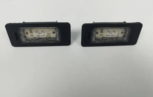 BMW 5 F10 F11 Number plate light 7193293 33451010