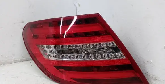 Mercedes-Benz C W204 Rear/tail lights 2048205464 601000 601003