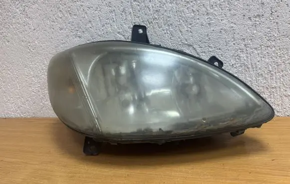 Mercedes-Benz Vito Viano W639 Headlight/headlamp 24670400