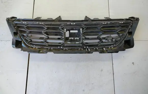 Seat Ibiza V (KJ) Front grill 6F0853654