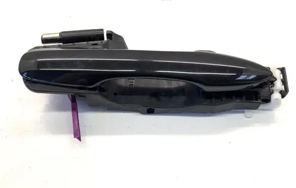 Toyota Yaris Cross Rear door exterior handle