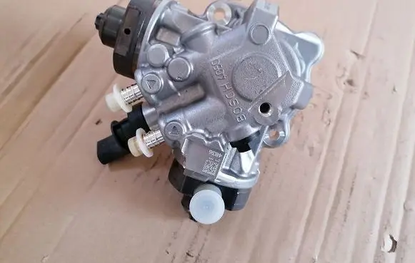 BMW X3 F25 In-tank fuel pump 0445010667