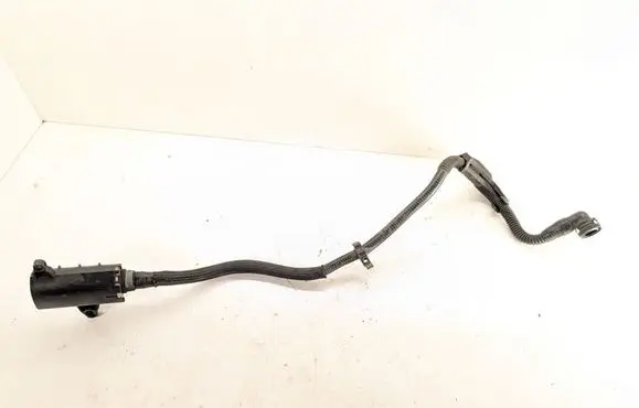 Mercedes-Benz GLB X247 Fuel line/pipe/hose A0004760300