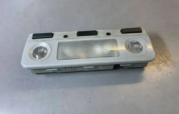 BMW 7 E38 Front seat light 8369511