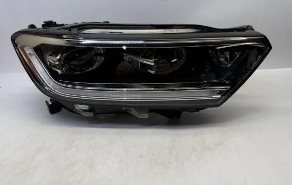 Volkswagen T-Roc Headlight/headlamp 2GA941036AT