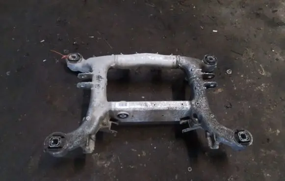 BMW 5 F10 F11 Rear subframe 679380203