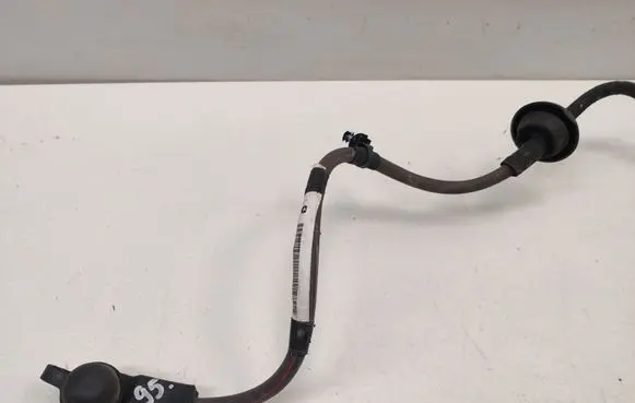 Dodge Durango III Positive cable (battery) 05035537AA P05035537AA