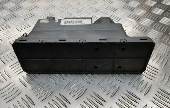 Mercedes-Benz CLK A208 C208 Central locking vacuum pump A2088000448
