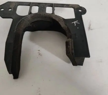 Audi A5 Sportback 8TA Front splash guards bracket 
