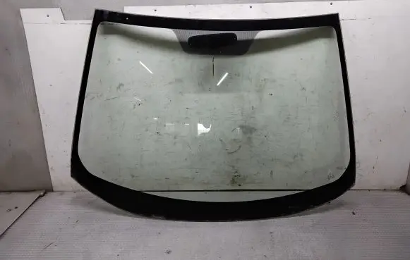 Mitsubishi Lancer X Front windscreen/windshield window 