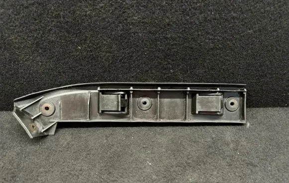 Volkswagen PASSAT B5.5 Front bumper mounting bracket 1J0807184A