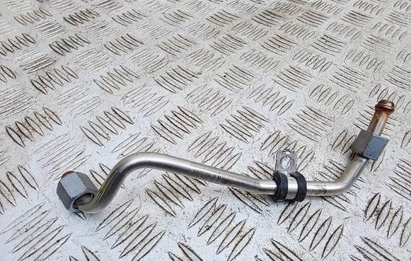 Audi A1 Fuel line pipe 05C130241B