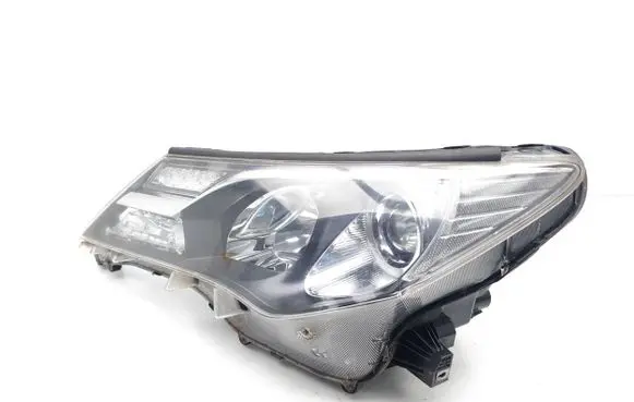 Toyota RAV 4 (XA40) Headlight/headlamp