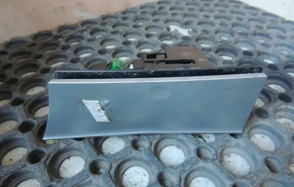 Opel Astra H Car ashtray 315740100 331985437