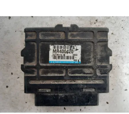 Mitsubishi Pajero ABS control unit/module MR400420 X2T34172M