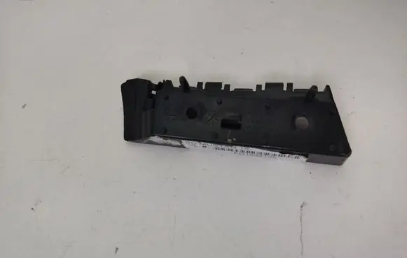 Ford Mustang VI Front bumper mounting bracket FR3B17D959AE