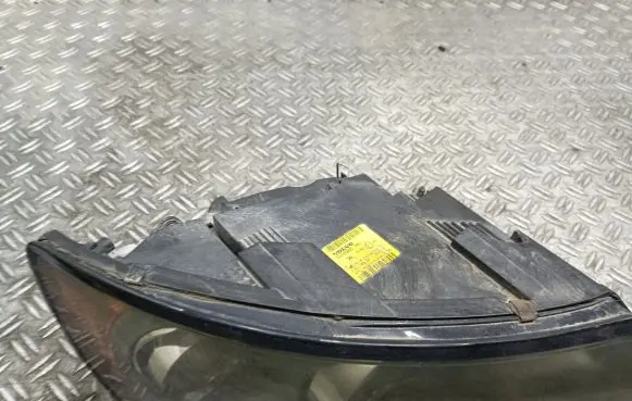Volvo V50 Headlight/headlamp