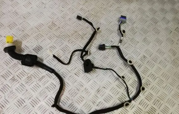 Opel Mokka X Rear door wiring loom 984251080