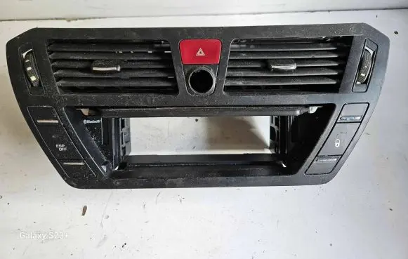 Citroen C4 Grand Picasso Dash center air vent grill 9683265580 303784