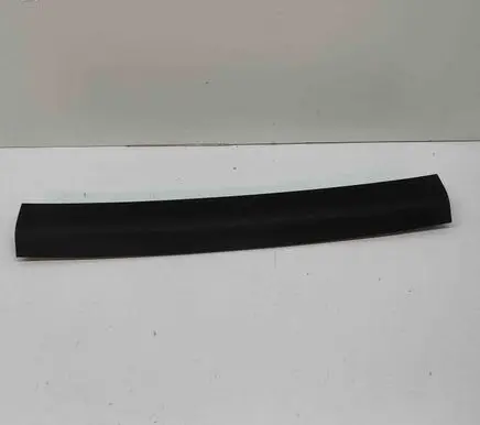 Genesis GV60 Centre console side trim rear 81720CU000