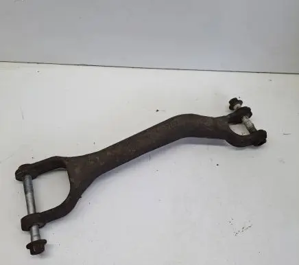 Rear control arm