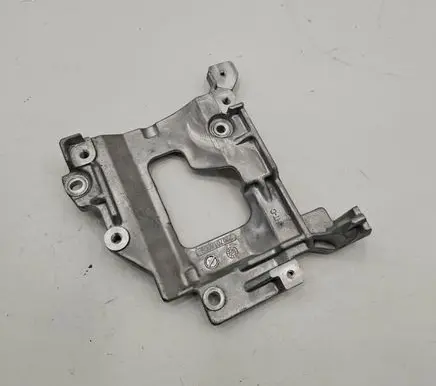 Nissan Leaf II (ZE1) A/C compressor mount bracket 220701A009