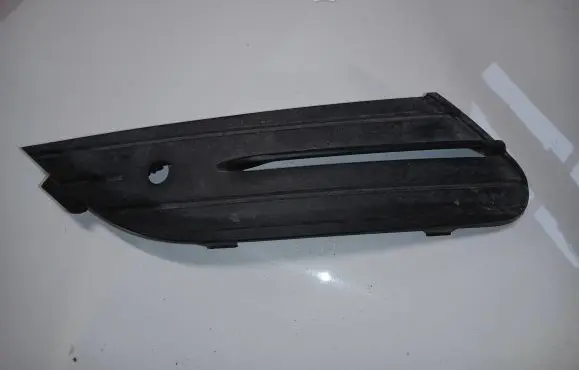 Renault Espace V (RFC) Front fog light trim/grill 622576315R