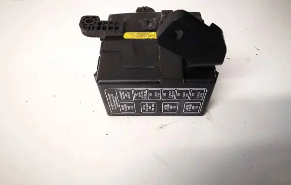 Hyundai Santa Fe Fuse box set 914252b57300 91425-2b573-00