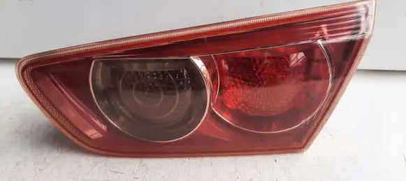 Mitsubishi Lancer VIII Tailgate rear/tail lights