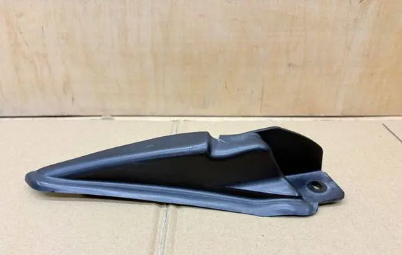 Renault Captur Windshield trim 5612P0010 668637604R