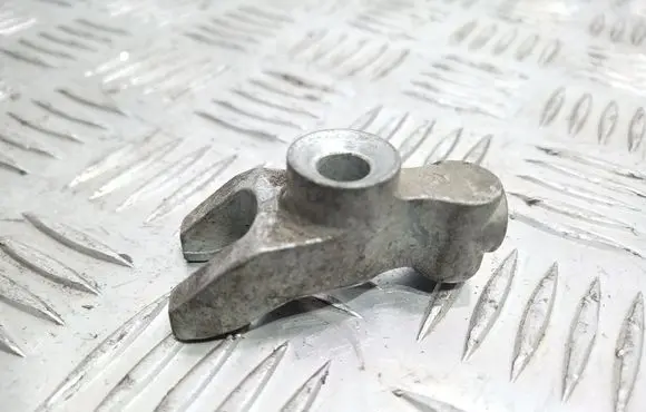 Alfa Romeo 156 Fuel Injector clamp holder